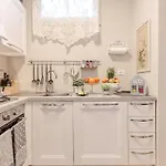 Casa Uccellini With A Romantic Terrace Апартаменты Лукка