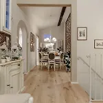 Casa Uccellini With A Romantic Terrace Апартаменты *