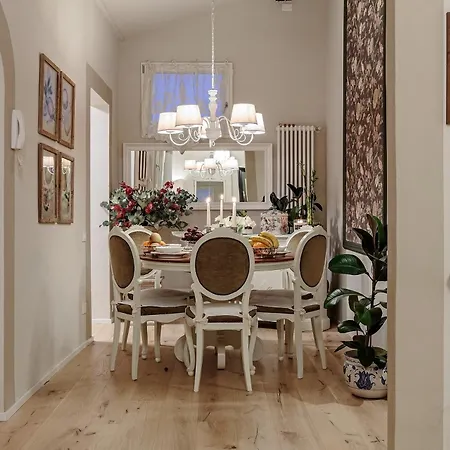 Casa Uccellini With A Romantic Terrace * Lucca