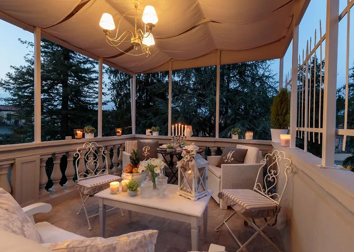 Daire Casa Uccellini With A Romantic Terrace Lucca